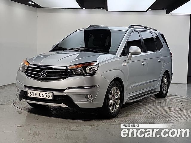 Ssangyong KORANDO 4WD TX 9-seater — пробег 94 272 км — фото 1 из 5