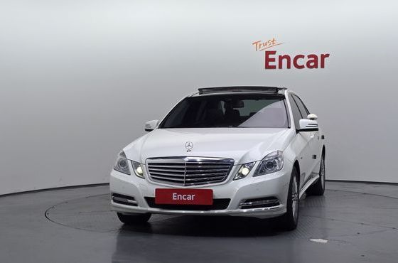 Mercedes-Benz E-Class E300 Elegance — пробег 99 339 км — фото 3 из 5