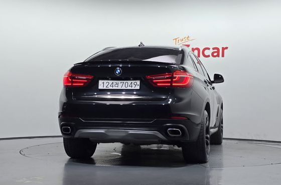 BMW X6 xDrive 40d — пробег 194 039 км — фото 4 из 5