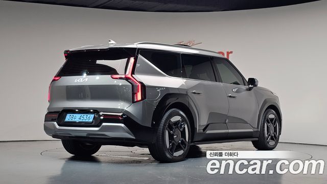 Kia EV9 из Кореи Encar