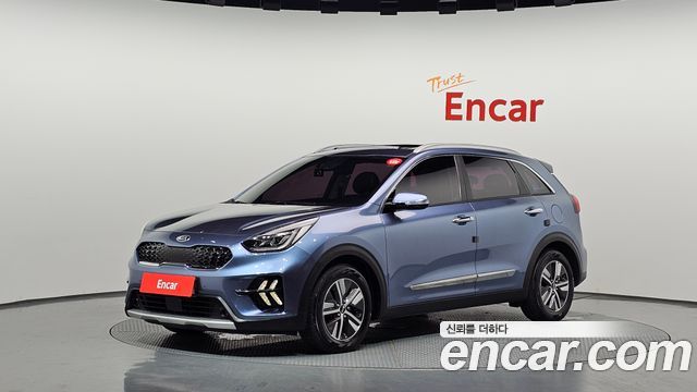 Kia Niro 1.6 HEV Noblesse Special — пробег 119 114 км — фото 1 из 5