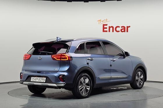 Kia Niro 1.6 HEV Noblesse Special — пробег 119 114 км — фото 2 из 5