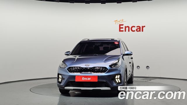 Kia Niro 1.6 HEV Noblesse Special — пробег 119 114 км — фото 3 из 5