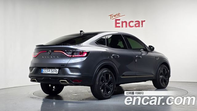Renault (Samsung) Arkana 1.6 E-TECH Iconic Design Package — пробег 16 846 км — фото 2 из 5