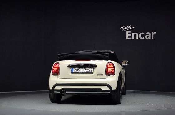 Mini Cooper Convertible Classic Launch Pack Third Generation — пробег 83 634 км — фото 4 из 5