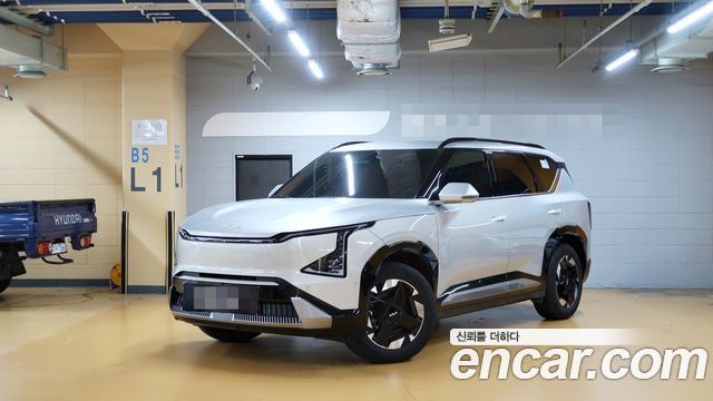 Kia EV5 Long Range 2WD Earth — пробег 5 934 км — фото 1 из 5