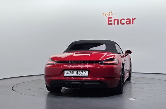 Porsche 718 2.5 GTS — пробег 37 455 км — фото 4 из 5