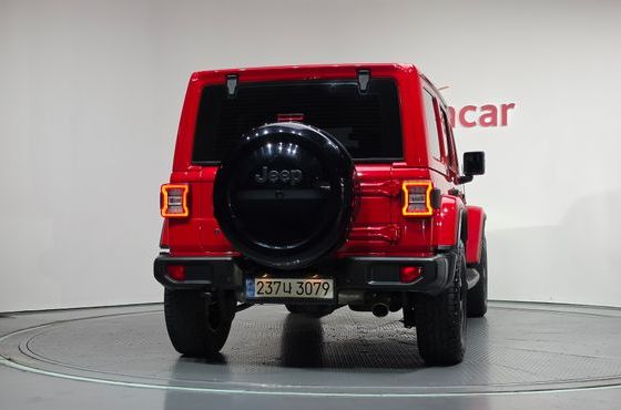 Jeep Wrangler 2.0 Overland 4Door — пробег 105 220 км — фото 4 из 5
