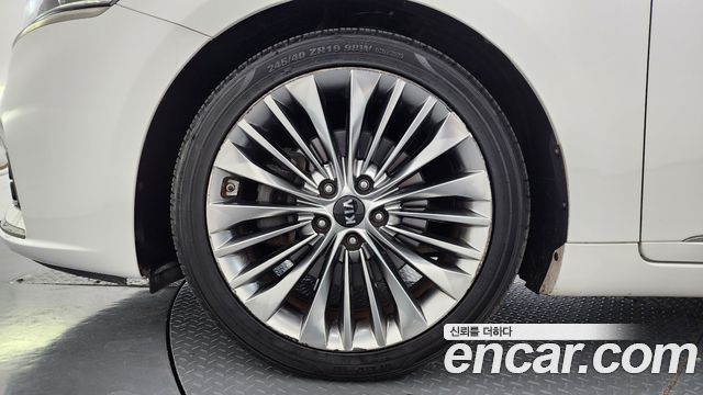 Kia K7 из Кореи Encar