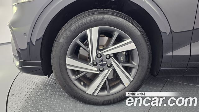 Genesis GV70 из Кореи Encar