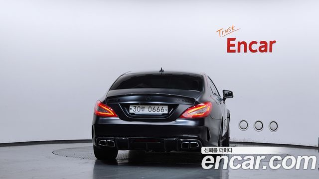 Mercedes-Benz CLS-Class CLS63 AMG — пробег 138 375 км — фото 4 из 5
