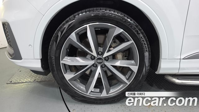 Audi Q7 из Кореи Encar