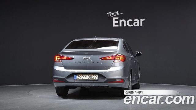 Hyundai AVANTE из Кореи Encar