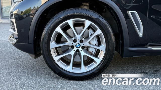 BMW X5 xDrive 45e xLine — пробег 127 476 км — фото 5 из 5