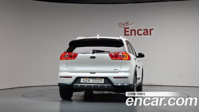 Kia Niro из Кореи Encar