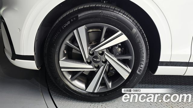 Genesis GV70 из Кореи Encar