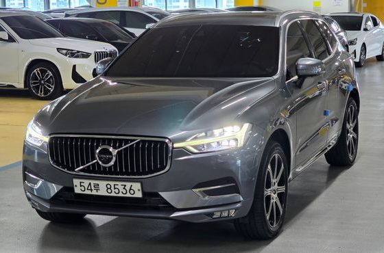 Volvo XC60 D5 Inscription — пробег 118 800 км — фото 1 из 5