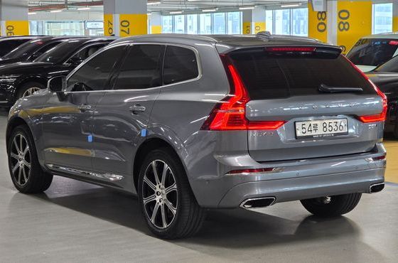 Volvo XC60 D5 Inscription — пробег 118 800 км — фото 2 из 5