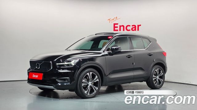 Volvo XC40 B4 Inscription — пробег 71 514 км — фото 1 из 5
