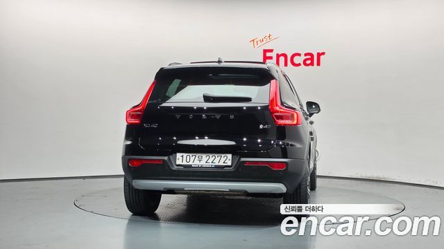 Volvo XC40 B4 Inscription — пробег 71 514 км — фото 4 из 5