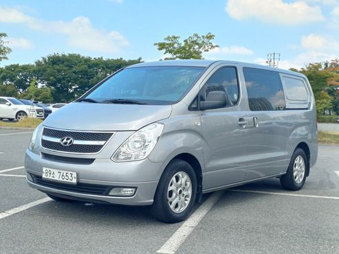 Hyundai Starex 5-Seater VAN CVX Luxury — пробег 205 600 км — фото 1 из 5