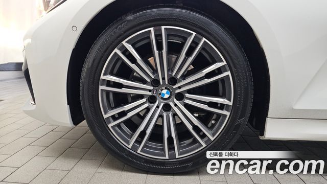 BMW 3-Series из Кореи Encar
