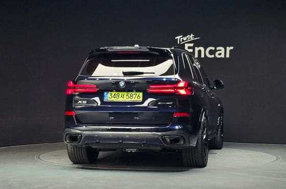 BMW X5 xDrive 40i M Sport — пробег 7 973 км — фото 4 из 5