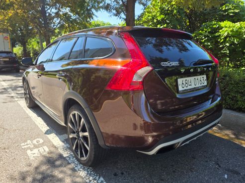 Volvo V60 T5 AWD — пробег 149 090 км — фото 2 из 5