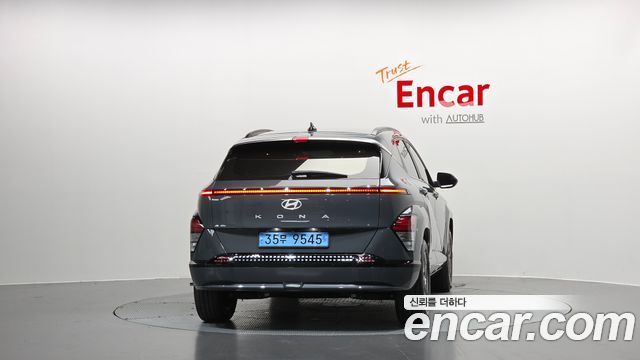 Hyundai Kona Long Range Premium — пробег 30 684 км — фото 4 из 5