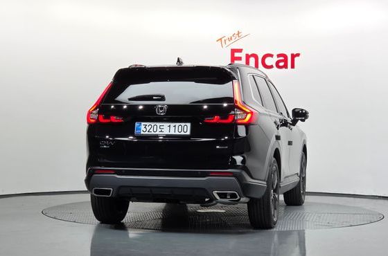Honda CR-V 2.0 Hybrid Touring 4WD — пробег 3 200 км — фото 4 из 5
