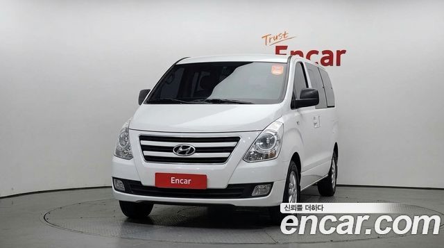 Hyundai Starex 12-Seater Wagon Smart — пробег 134 253 км — фото 3 из 5