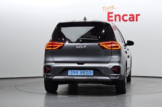 Kia Niro Air — пробег 48 524 км — фото 4 из 5