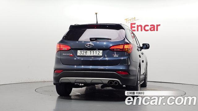Hyundai Santafe Diesel(e-VGT) 2.0 2WD Exclusive — пробег 90 909 км — фото 4 из 5