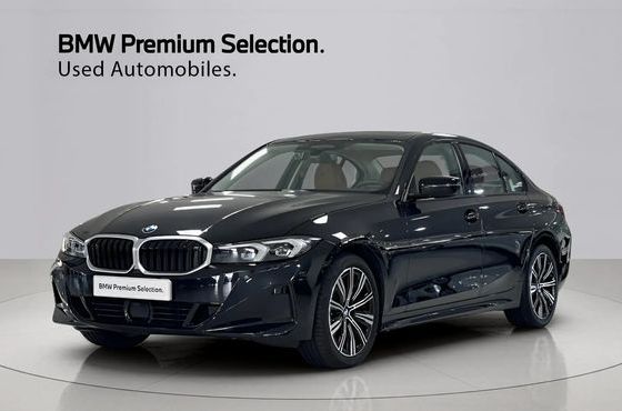 BMW 3-Series 320i — пробег 8 397 км — фото 1 из 5
