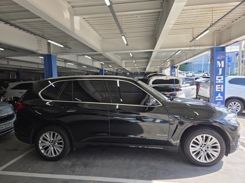 BMW X5 xDrive 30d — пробег 146 503 км — фото 4 из 5