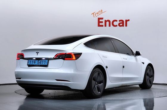 Tesla Model 3 Standard Range Plue RWD — пробег 141 398 км — фото 2 из 5