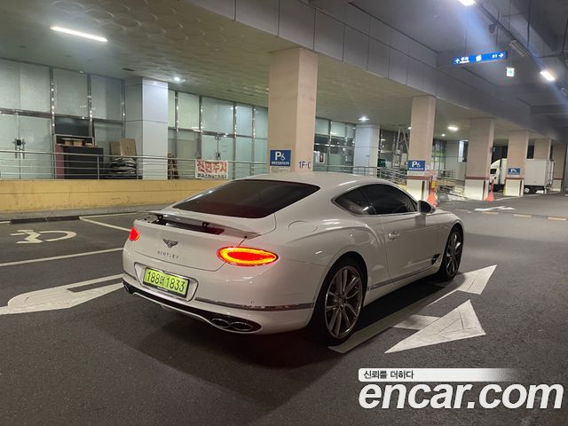 Bentley Continental 4.0 GT — пробег 27 500 км — фото 2 из 5