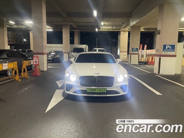 Bentley Continental 4.0 GT — пробег 27 500 км — фото 3 из 5