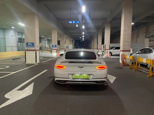 Bentley Continental 4.0 GT — пробег 27 500 км — фото 4 из 5