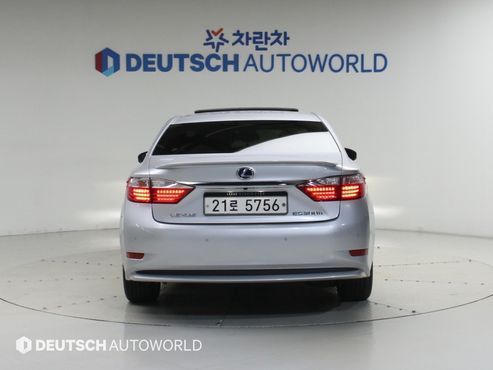 Lexus ES Supreme XV60 — пробег 96 668 км — фото 4 из 5