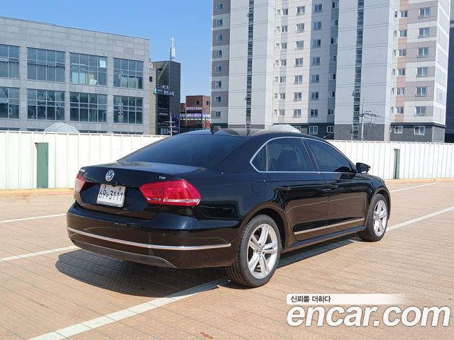 Volkswagen Passat 2.0 TDI B7 — пробег 204 000 км — фото 4 из 5