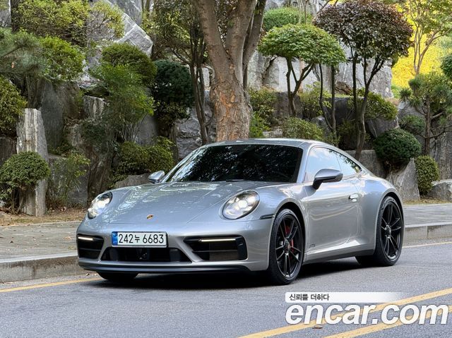 Porsche 911 Carrera GTS — пробег 36 681 км — фото 1 из 5