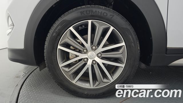 Hyundai Tucson из Кореи Encar