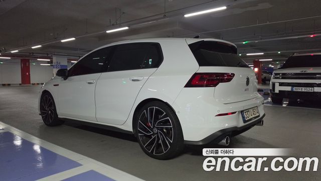 Volkswagen Golf 2.0 GTI — пробег 16 556 км — фото 3 из 5
