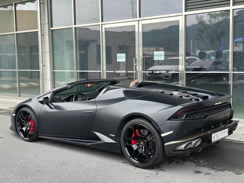 Lamborghini Huracan LP610-4 Spyder — пробег 27 100 км — фото 3 из 5