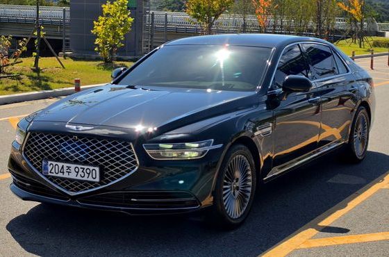 Genesis G90 3.3 T AWD Luxury — пробег 106 000 км — фото 4 из 5