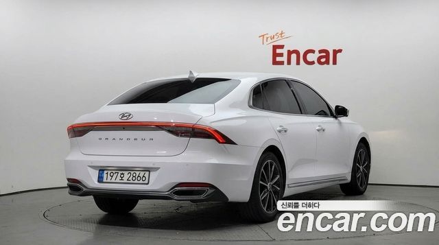 Hyundai Grandeur из Кореи Encar