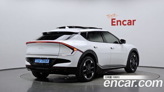 Kia EV6 Long Range 4WD Earth — пробег 43 458 км — фото 2 из 5