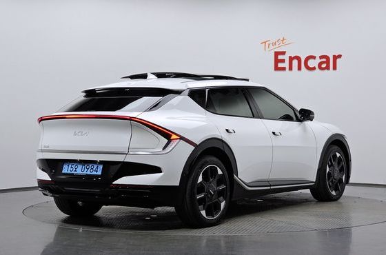 Kia EV6 Long Range 4WD Earth — пробег 43 458 км — фото 2 из 5
