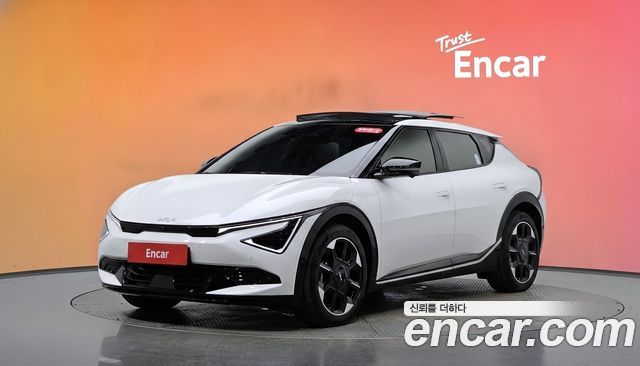 Kia EV6 Long Range 4WD Earth — пробег 43 458 км — фото 1 из 5